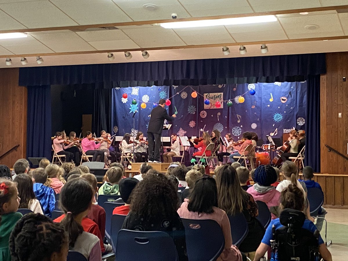 Joelle Ross tweet media