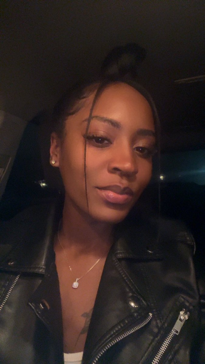 Issa Rae lil sister tweet media