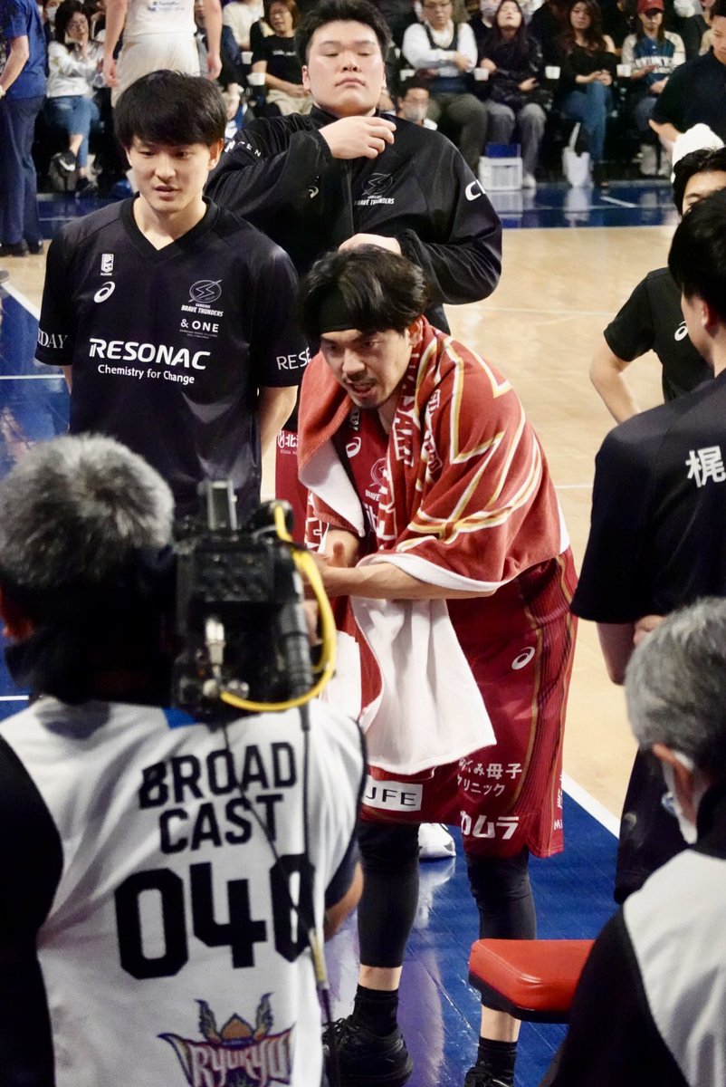 yumiiy_G's tweet photo. GAME DAY⚡️🏀

「ひたむきさが伝わるか否か」
てつさんの言葉、沁みるな。

試合はもちろん、日頃のバスケに向き合う「ひたむきさ」が報われますように。

私もひたむきに応援する！📣

#川崎ブレイブサンダース
#BE_READY https://t.co/39hKFQhkhS