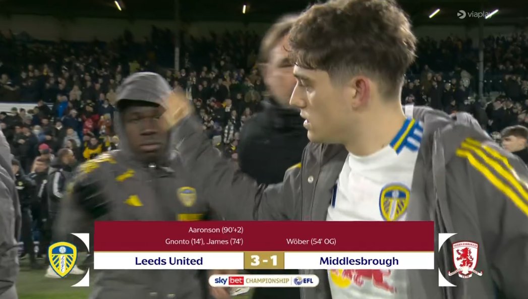 foet247europa's tweet photo. FT Leeds 3 Middlesbrough 1. Leeds end the night top of the league. #LEEMID https://t.co/hm31L4wiGY
