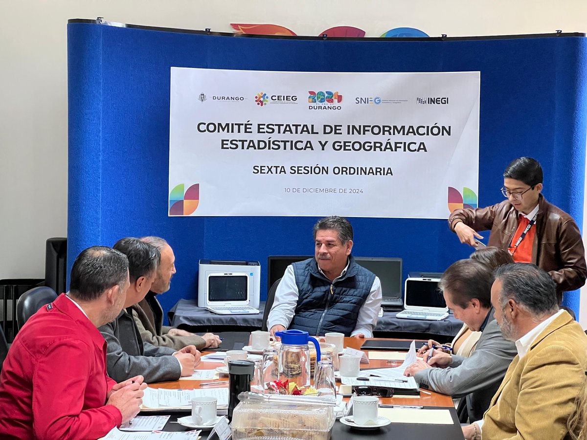 Secretaría de Salud (@ssdurango) on Twitter photo Al reafirmar el compromiso del Gobierno de <a href="/EVillegasV/">Esteban Villegas V.</a>, de sumar esfuerzos, a nombre de la #SSD, el Secretario <a href="/Dr_MoyNajTo/">Dr. Moisés Nájera Torres</a>, recibió por parte del INEGI una importante donación de equipo tecnológico que impulsará la eficiencia y modernización en diversos servicios. Al reafirmar el compromiso del Gobierno de <a href="/EVillegasV/">Esteban Villegas V.</a>, de sumar esfuerzos, a nombre de la #SSD, el Secretario <a href="/Dr_MoyNajTo/">Dr. Moisés Nájera Torres</a>, recibió por parte del INEGI una importante donación de equipo tecnológico que impulsará la eficiencia y modernización en diversos servicios.
