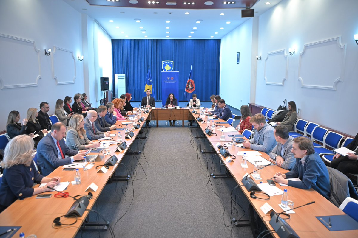 On this Human Rights Day, I convened the Presidential Council for Democracy and Human Rights, civil society, and experts to address two urgent issues: gender-based violence and mental health.

Violence against women is one of the most severe human rights violations and demands