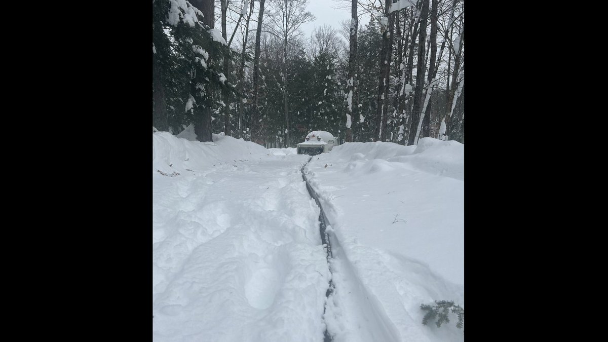 BudgetPropaneCA's tweet photo. Winter is here! A heartfelt thank you to all of our @BudgetPropaneCA customers &amp; exceptional staff for their patience and understanding during these unprecedented times.Our top priority has continued to be the safety of our customers, staff &amp; community at all times #budgetpropane https://t.co/8d1B8E4J1h