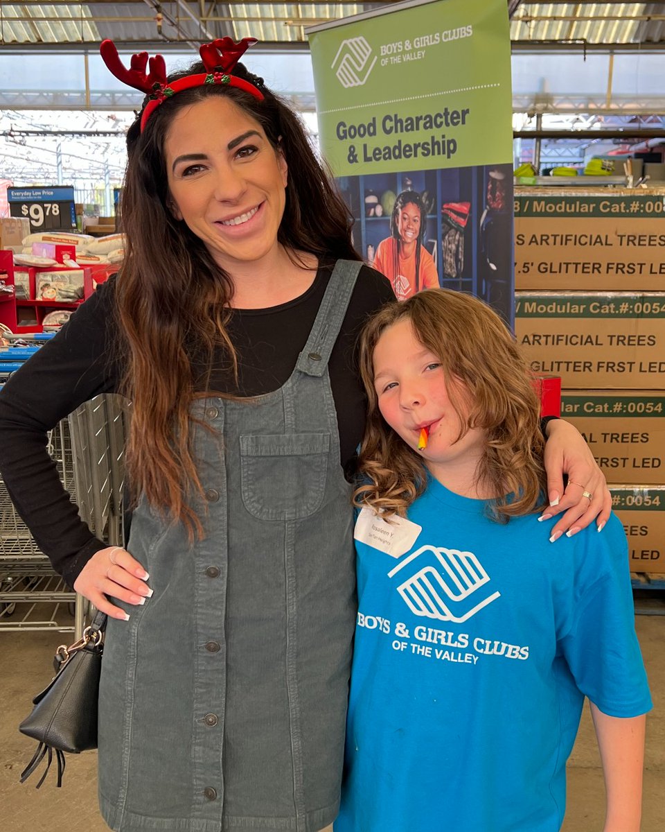This past Saturday, our Mesa team sponsored a holiday shopping trip for two children from the Boys &amp; Girls Clubs of the Valley - Arizona. We loved spending time with these great kids &amp; putting smiles on their faces. 
#FiberFirstImmersed #Mesa #BoysAndGirlsClub