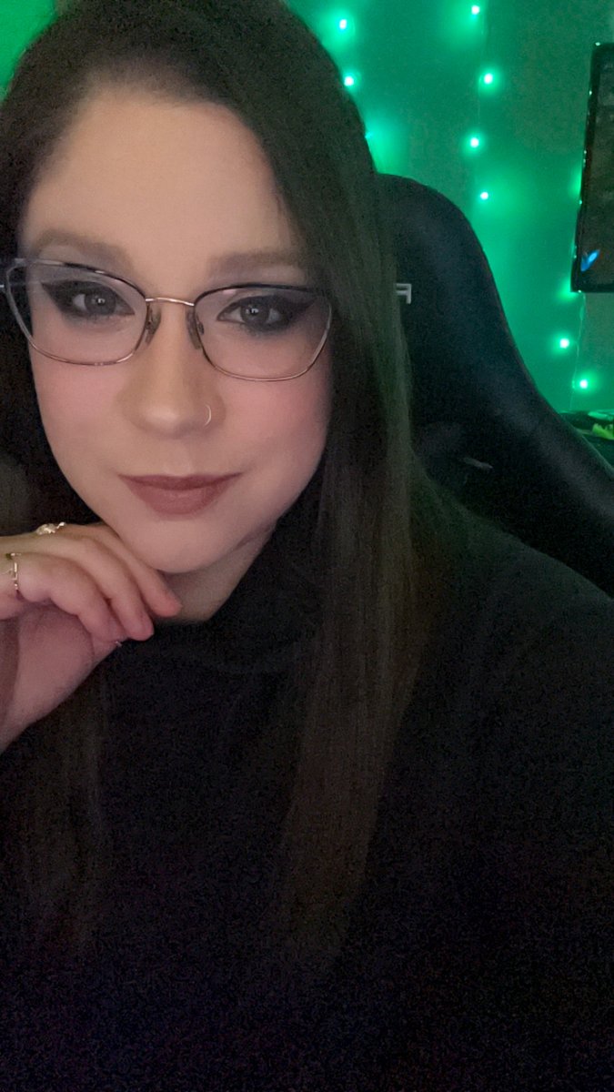 Feeling a bit sick but we're just going to keep it cozy and continue some Twilight Princess today! May keep it short if I start to feel too bad. twitch.tv/royalaqua