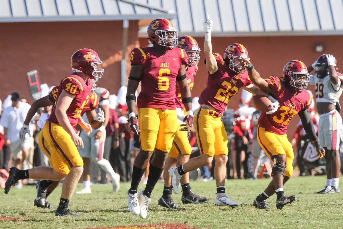 #AGTG after a good conversation with <a href="/clpollard21/">Lytrel Pollard</a> im blessed to receive an offer from <a href="/JC_BobcatsFB/">Jones College 🏈</a> <a href="/hunter15collins/">Hunter Collins</a> <a href="/COACHMARCHIGH/">Marc High</a> <a href="/GautierFB/">Gautier Football</a> <a href="/wyattdalton4/">Wyatt Davis</a> <a href="/Fredrick07N/">Fredrick Nicholson</a> <a href="/KainenRush_7/">Kainen Rush</a> <a href="/kaden_irving/">Kaden Irving</a>