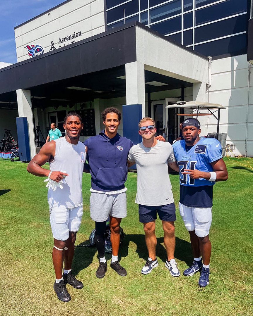 TC † ♔ tweet media