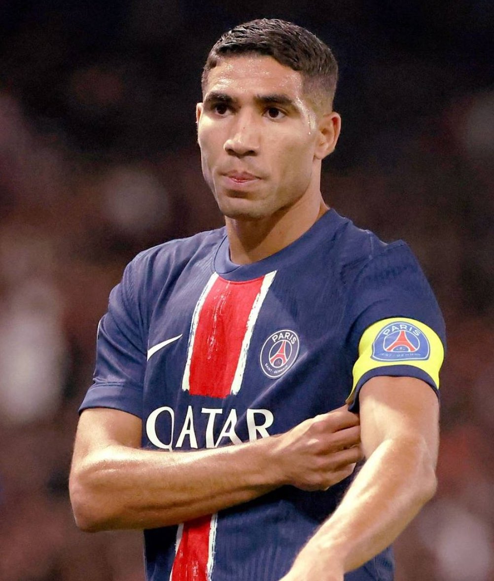 PARlSIEN's tweet photo. Hakimi, Pacho et Marquinhos merci pour ce début de saison de PATRONS ! https://t.co/aB3qqSRaEp