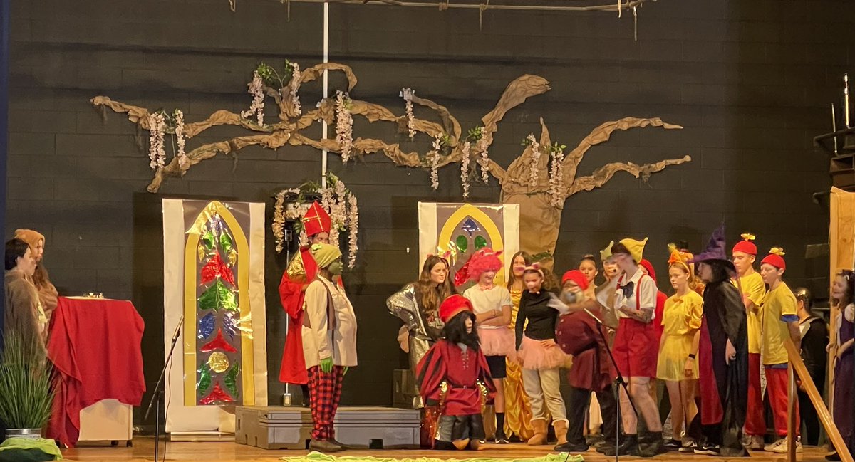 École Confédération (@ecoleconfedge) on Twitter photo First performance of Shrek the Musical down, 3 to go! Amazing work by cast, crew, and staff! Way to go Confed team!! #cometotheswamp <a href="/GEDSB/">Grand Erie District School Board</a> First performance of Shrek the Musical down, 3 to go! Amazing work by cast, crew, and staff! Way to go Confed team!! #cometotheswamp <a href="/GEDSB/">Grand Erie District School Board</a>