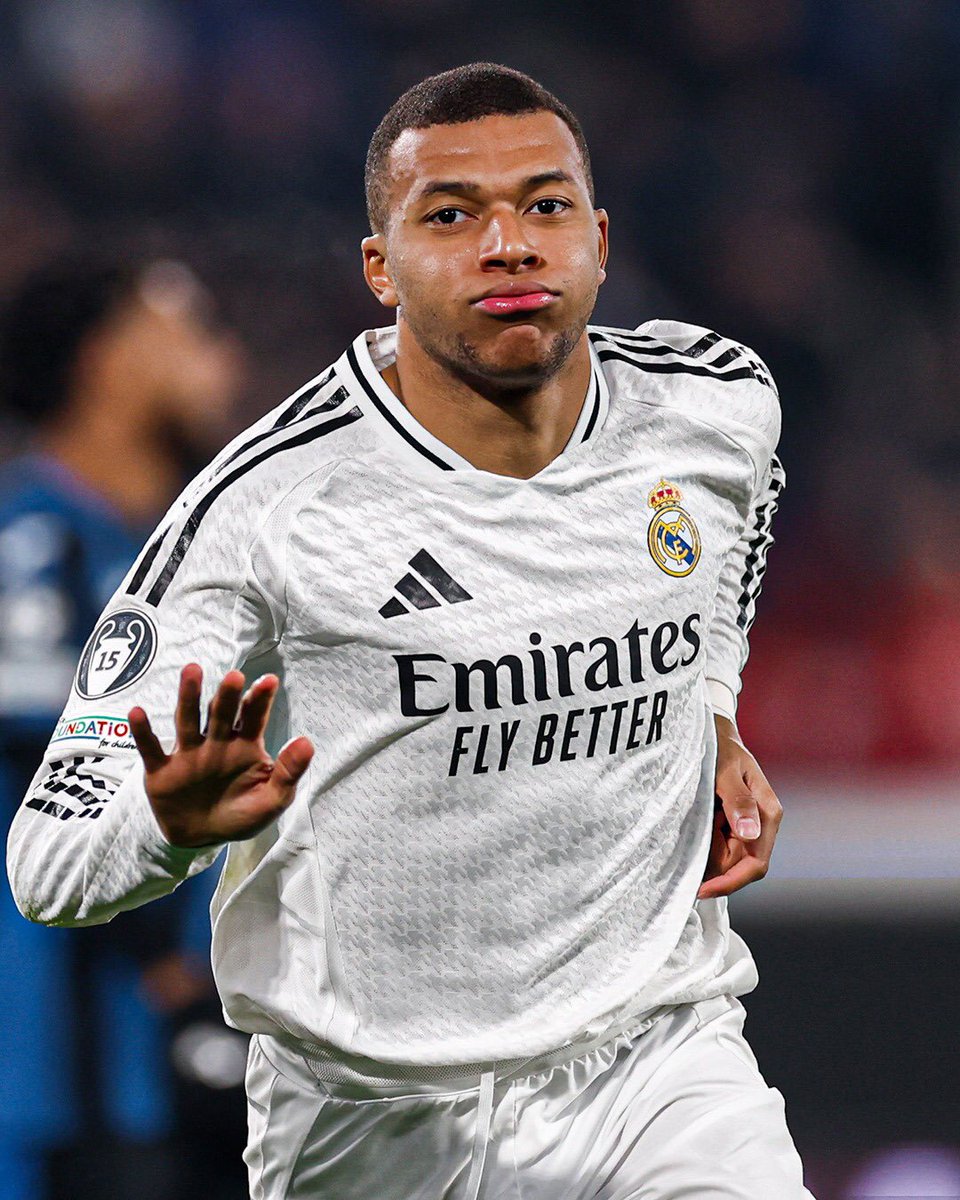 bamba30's tweet photo. @KMbappe ne te defourre plus stp…
Reste fourrer please 💪🥹
@realmadridfra https://t.co/YCWPLrPmzA