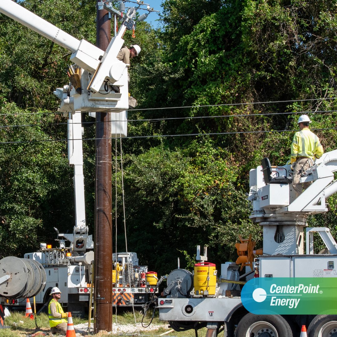 CenterPoint's tweet image. Stronger, more storm-resilient poles are an important part of the #resiliency efforts in our #GreaterHoustonResiliencyInitiative (GHRI). In Phase Two, we've installed more than 7,000 of the planned 25,000 poles that meet extreme wind standards. Read more: CenterPointEnergy.com/TakingAction
