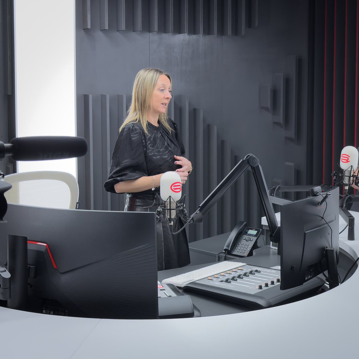 How many people can you fit in a radio studio? Turns out, quite a few! Thanks again to Sonya from <a href="/babababoon2017/">BabaBaboon2017</a> and Chris from <a href="/CRCityRadio/">Cross Rhythms City Radio 101.8/96.6FM</a> for showing us around last week. Hopefully everyone will get to hear the results of Russ, Melanie and Darren’s interview next year!