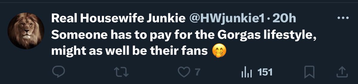 ErikasOwnChapel's tweet photo. Sure hope soโฆ since that how the consumerism game works ๐คท๐ผโโ๏ธ
#RHONJ
#SprinkleCookies https://t.co/CC7iB0SiJ9