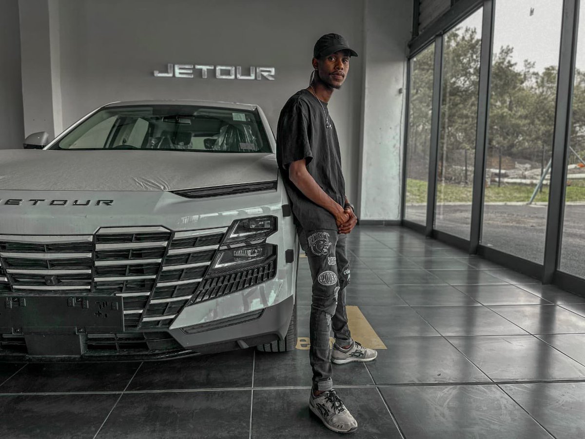 mr_rigo_'s tweet photo. @mpho_shami Don’t underestimate @JETOUR_Global broh https://t.co/9cDXChwgKA
