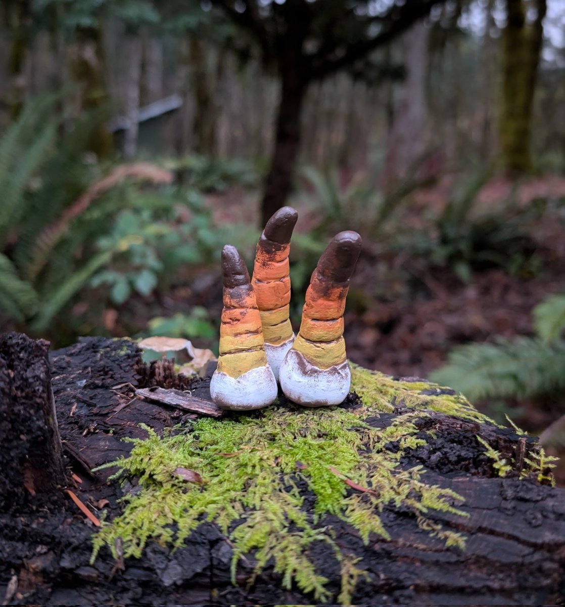 TheLadyGoatess's tweet photo. Elder Scrolls Ornaments Day 10: Stinkhorn

#TESOonline #ESOFam #ElderScrollsOnline https://t.co/YsqoGj05q9
