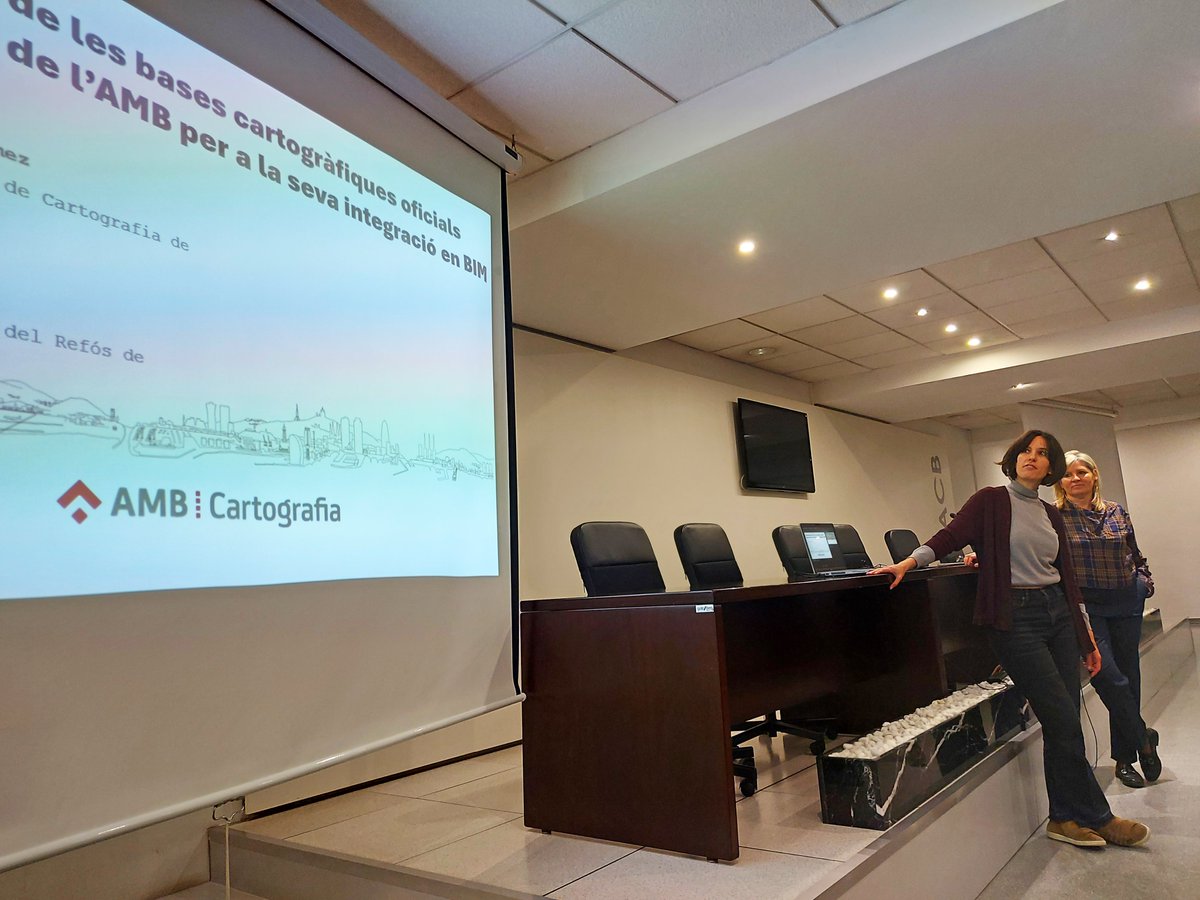 gubimcat's tweet photo. Moltes gràcies a @Cartografia_AMB per la presentació feta ahir a la 31a reunió del @gubimcat sobre la transformació de les bases cartogràfiques oficials de gran escala de l'AMB per la seva integració en BIM
#AMB #BIM #GIS #GuBIMCat https://t.co/olVbwVLOK4