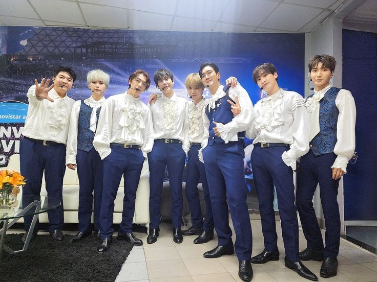 Debybelen1's tweet photo. Queremos nuevamente vivir esto!! Por favor, necesitamos el milagro. @dgmedioschile confiamos en ti.
#SMtown_Latam_Chile
#SMtown_Chile
#SMtown_Chile_SuperJunior https://t.co/5NemUhdsDM