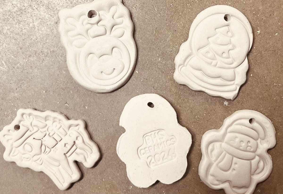 Check out the 600 (!) ornaments BHS Ceramics students have made for Winterfest 2024! Audience members will decorate the ornaments Friday &amp; Saturday as one of the many hands on experiences at the event. Ticket link in bio #ThePlacetoB 🔥