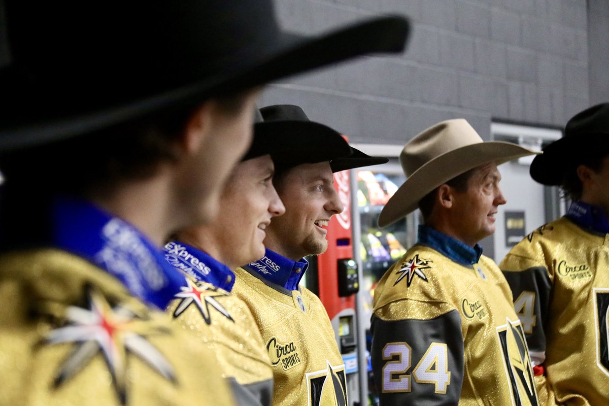 The Wright’s went golden today!

#weareprorodeo #wranglernfr #lasvegasgoldenknights🏒