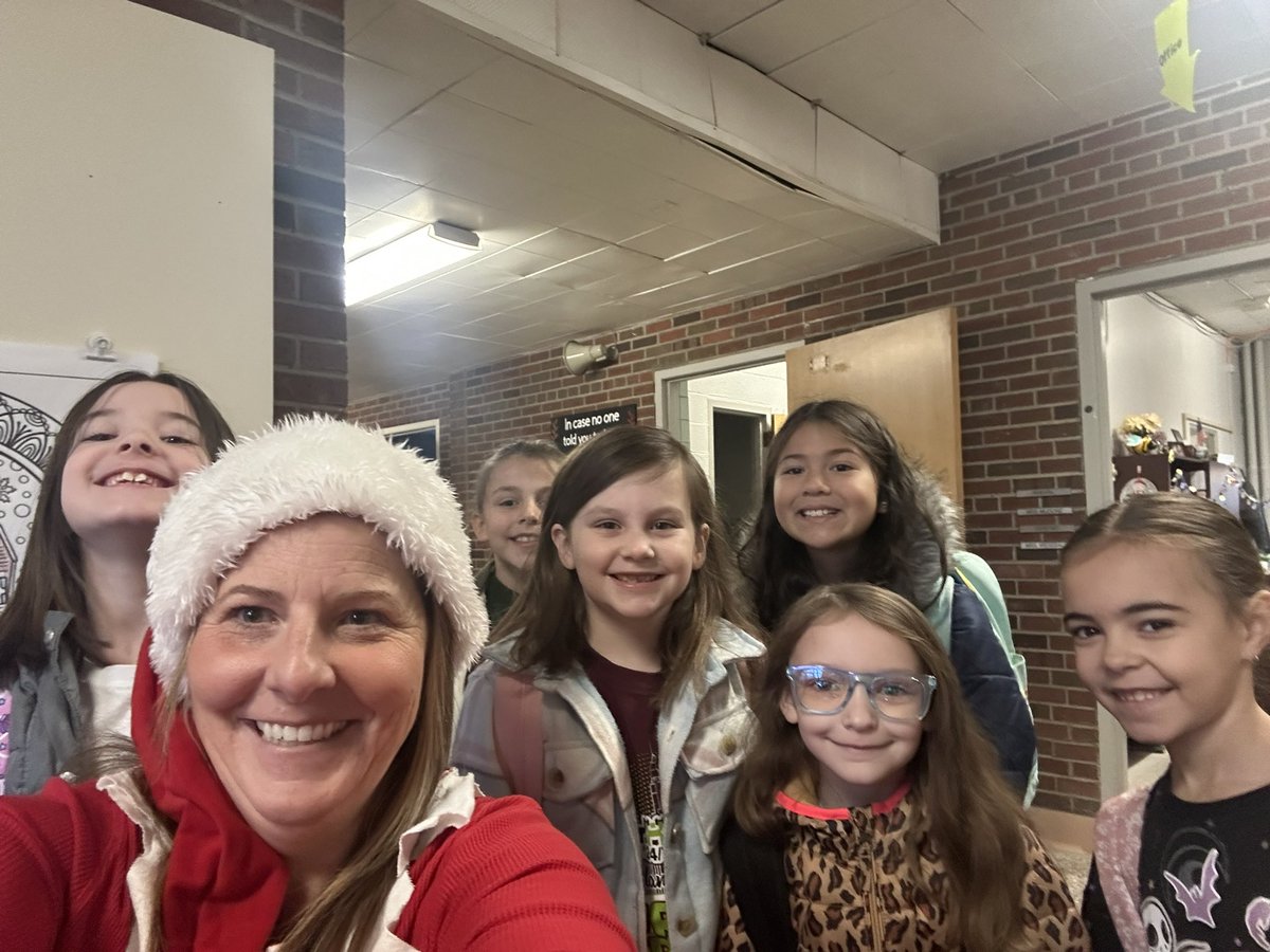 Colleen Mudore tweet media