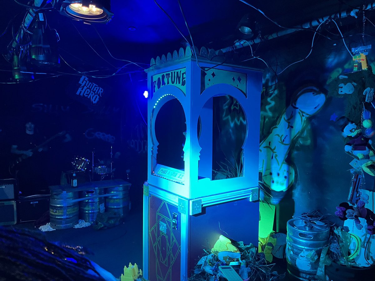 Kris Deedigan tweet media