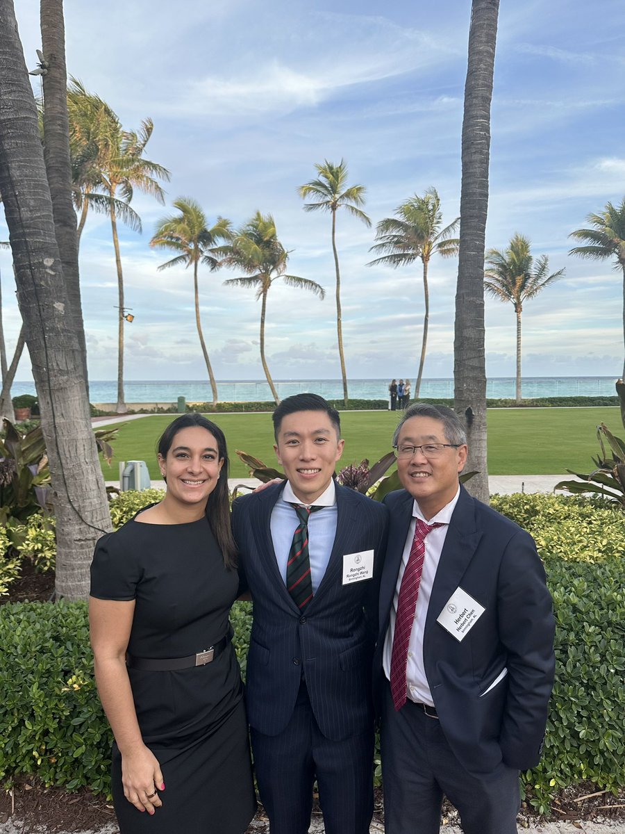Rongzhi Wang |王肜治 (@wrongzhi) on Twitter photo I am so fortunate to participate at the Southern Surgical Association for the third time. I cannot thank more for the invaluable support from my mentors. <a href="/herbchen/">herb chen</a> <a href="/BrenessaL/">Brenessa Lindeman, MD, MEHP</a> <a href="/JfazendinMD/">Jess Fazendin</a> <a href="/DrAndreaGillis1/">Dr. Andrea Gillis</a>
It’s my honor to have <a href="/SDreamMD/">Sophie Dream</a> <a href="/Carmensolcar/">Carmen C Solorzano</a> to discuss my paper. I am so fortunate to participate at the Southern Surgical Association for the third time. I cannot thank more for the invaluable support from my mentors. <a href="/herbchen/">herb chen</a> <a href="/BrenessaL/">Brenessa Lindeman, MD, MEHP</a> <a href="/JfazendinMD/">Jess Fazendin</a> <a href="/DrAndreaGillis1/">Dr. Andrea Gillis</a>
It’s my honor to have <a href="/SDreamMD/">Sophie Dream</a> <a href="/Carmensolcar/">Carmen C Solorzano</a> to discuss my paper.