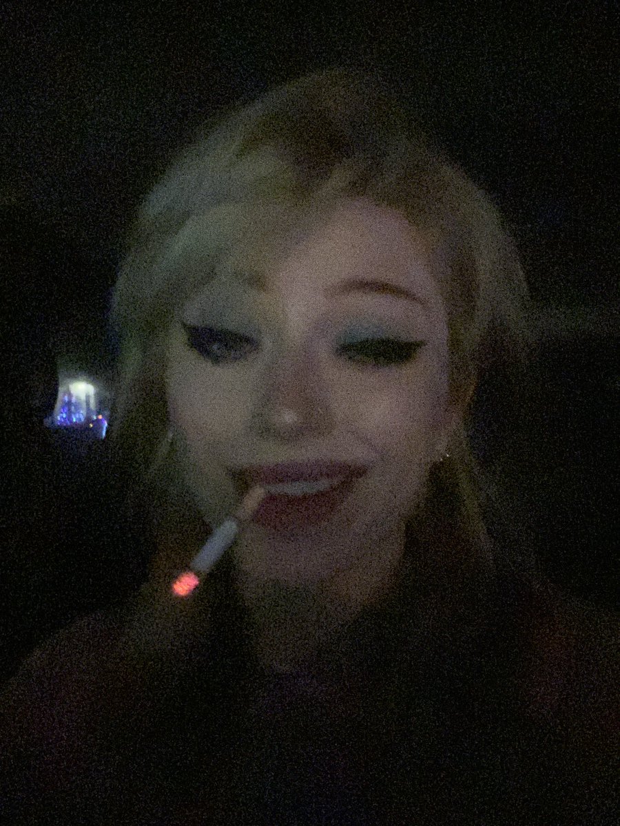 hehehehlolhehe's tweet image. Heh… and what about it