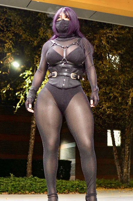 Watch CrimsonBorgia's leaked NSFW photo on TwXstars