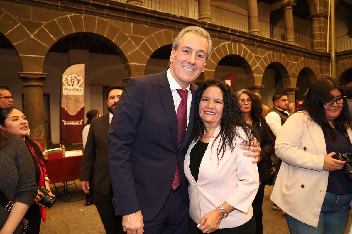 IvonEnriquez_'s tweet photo. 📃🏡Como integrantes del COPLADEMUN, vigilaremos que los cinco ejes de trabajo en los que se basa el Plan Municipal de Desarrollo sean ejecutados en todas las zonas de nuestra Puebla. https://t.co/fK4xi59fFa
