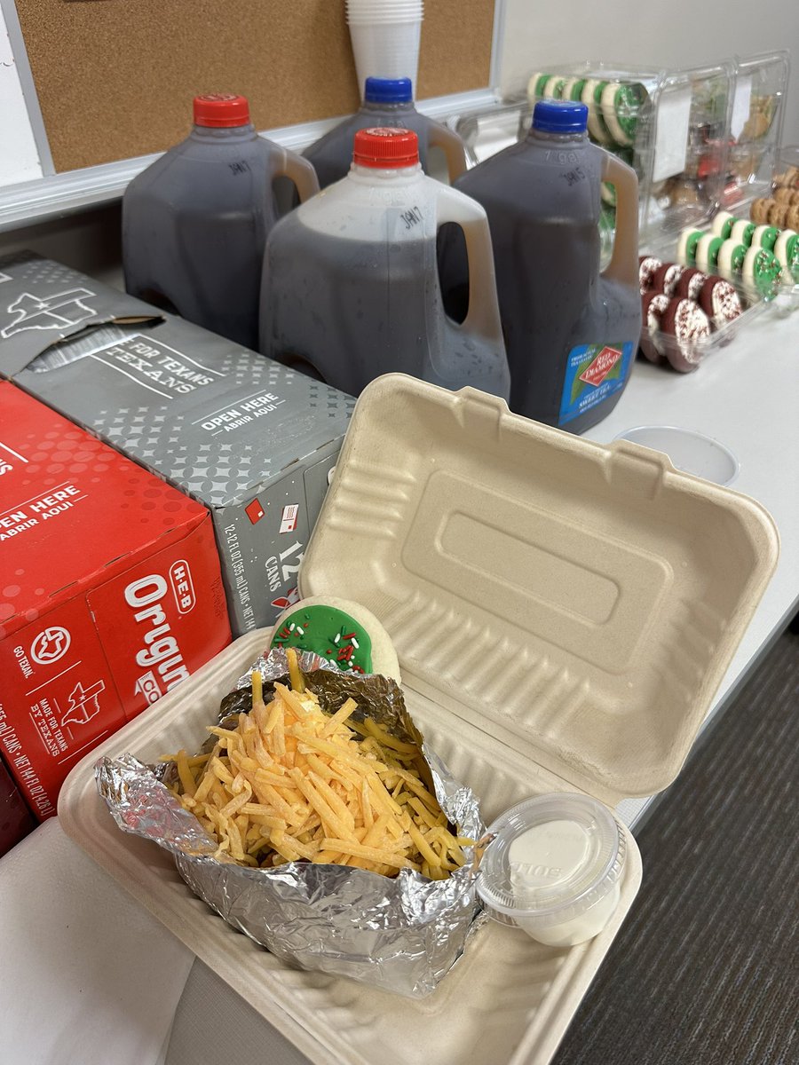 Lauren Oakes (@loakesclass) on Twitter photo Delicious baked potatoes thanks to <a href="/CFISDWellsVIPS/">CFISDWellsVIPS</a> ๐๐ #explorewells <a href="/CFISDWells/">Wells Elementary</a> Delicious baked potatoes thanks to <a href="/CFISDWellsVIPS/">CFISDWellsVIPS</a> ๐๐ #explorewells <a href="/CFISDWells/">Wells Elementary</a>