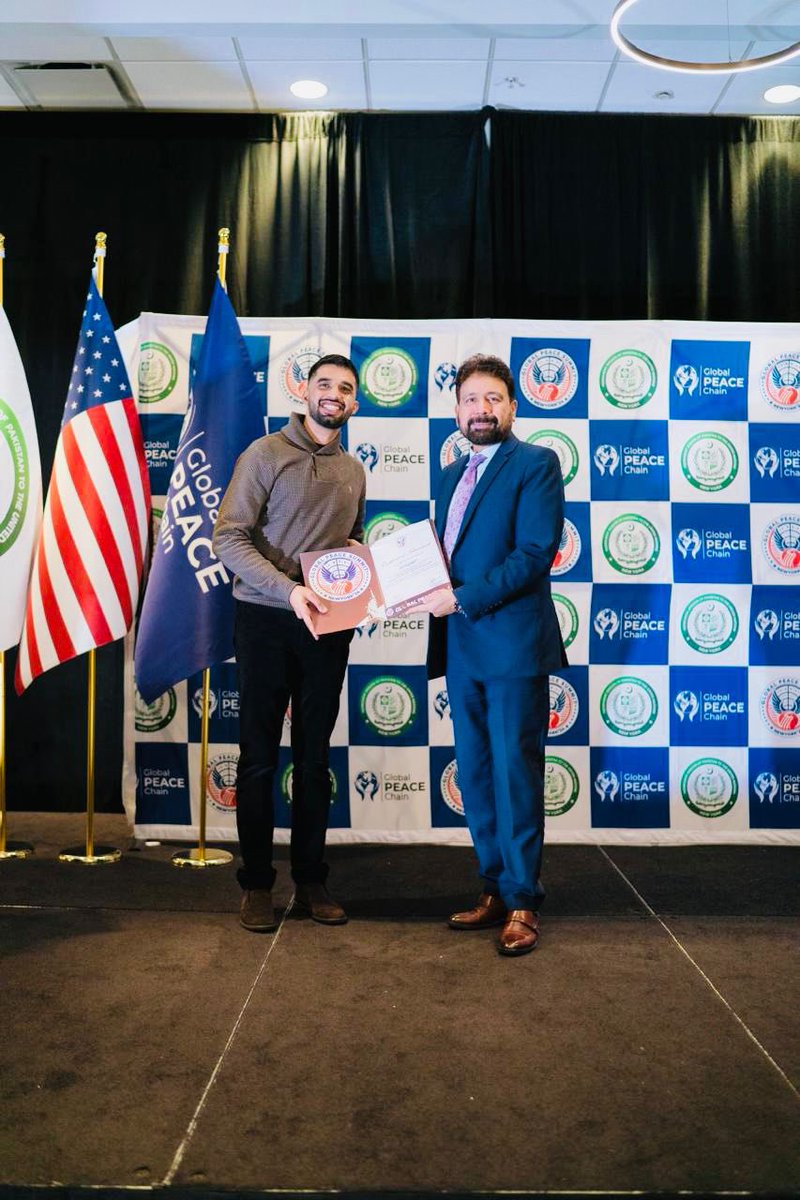 PakinNewYork's tweet photo. CG @atozai participated in Global Peace Summit New York ‘24, organized by Global Peace Chain, featuring 120 delegates from 70 nationalities. In his remarks he commended the initiative &amp; reaffirmed🇵🇰's dedication to youth empowerment,peacebuilding &amp; fostering global collaboration. https://t.co/WWPPgTxIkc