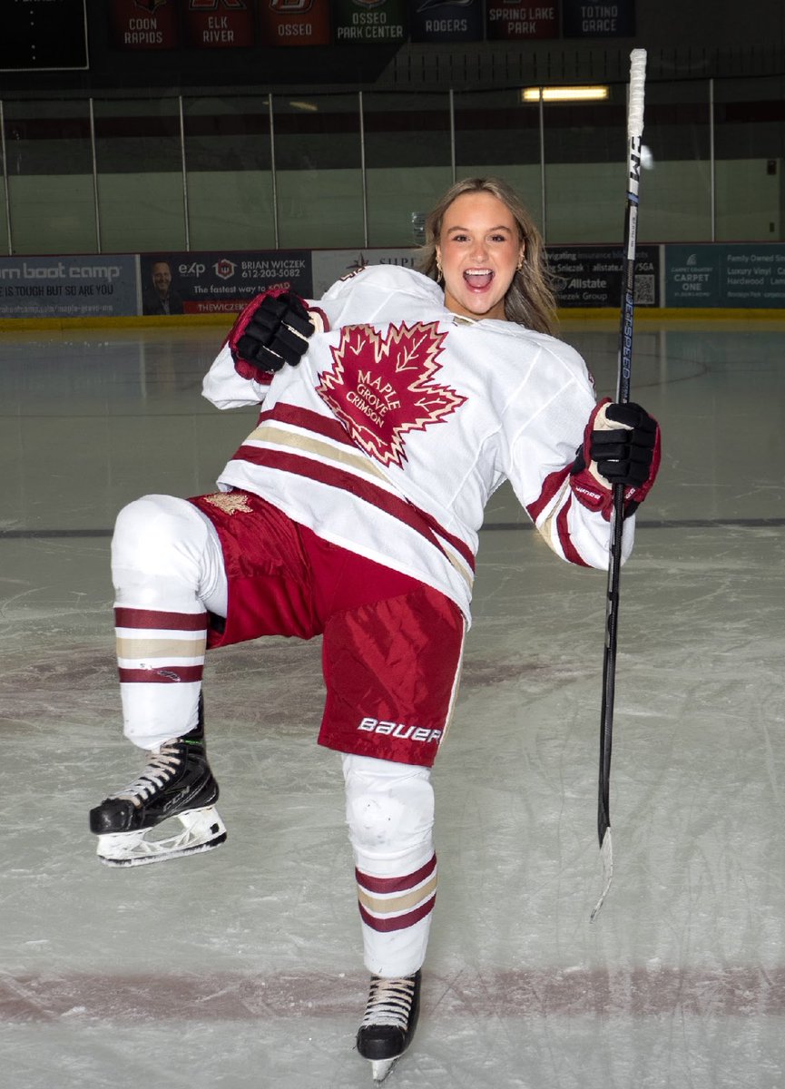 🚨ANOTHER CRIMSON GOAL 🚨 SCORED BY #3 ELLA ECKMAN ‼️‼️🍁
assisted by #35 Maddie Ames!!! 11:05 left in second. 5-0 LETS GO CRIMSON🍁