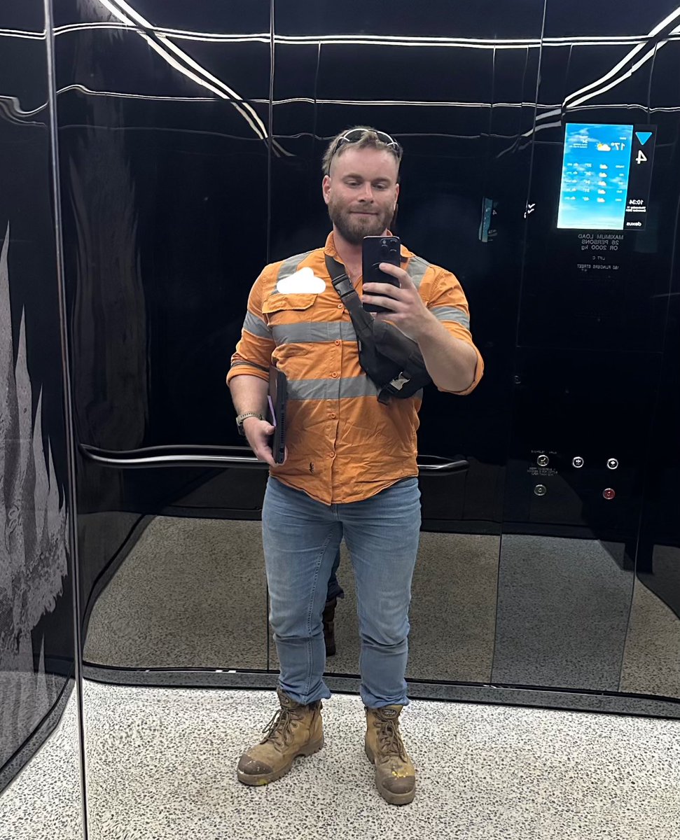 Back in the good lighting lift again