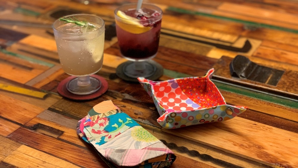japan's tweet photo. #MeetTheChangemakers: Transform trash into treasure over drinks 🍷! KOJIMA Sachiyo launched @rinne_earth in #Tokyo to find hidden added value in unneeded items &amp; craft it into fashionable art. It’s now a globally popular center 🌏 for crafting excellence.
https://t.co/2TJXVGOIST https://t.co/m75SbDXBbO