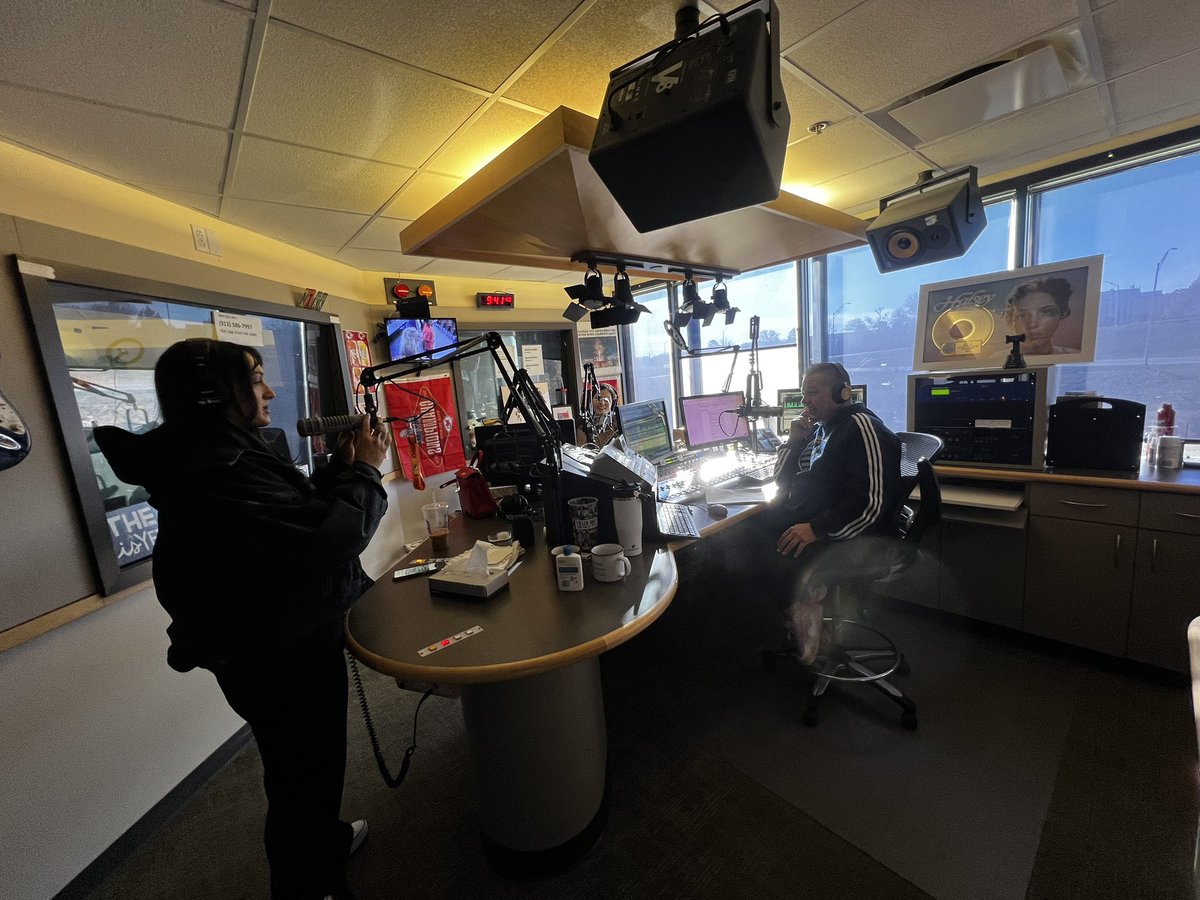 AEWpress's tweet image. . @callmekrisstat on media tour ahead of #AEWDynamite #WinterisComing tomorrow night @tmobilecenter 

📺 LIVE from Kansas City, MO 8pm ET/7pm CT on @TBSNetwork! 
🎟️AEWTIX.com 

@997ThePoint @KSNLocalNews @KODEnews @Hot103Jamz @AEW