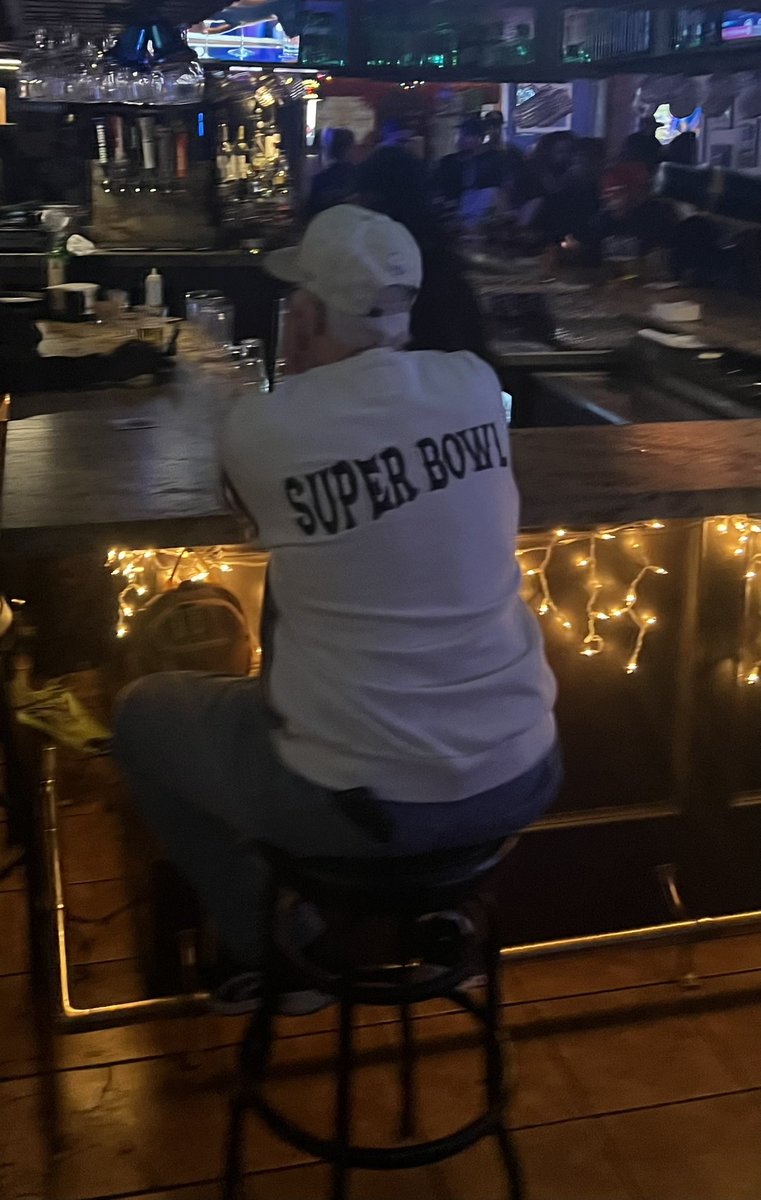 BlackAngus33's tweet photo. Football guy @PardonMyTake @BarstoolBigCat https://t.co/Xmvsk9v8MN