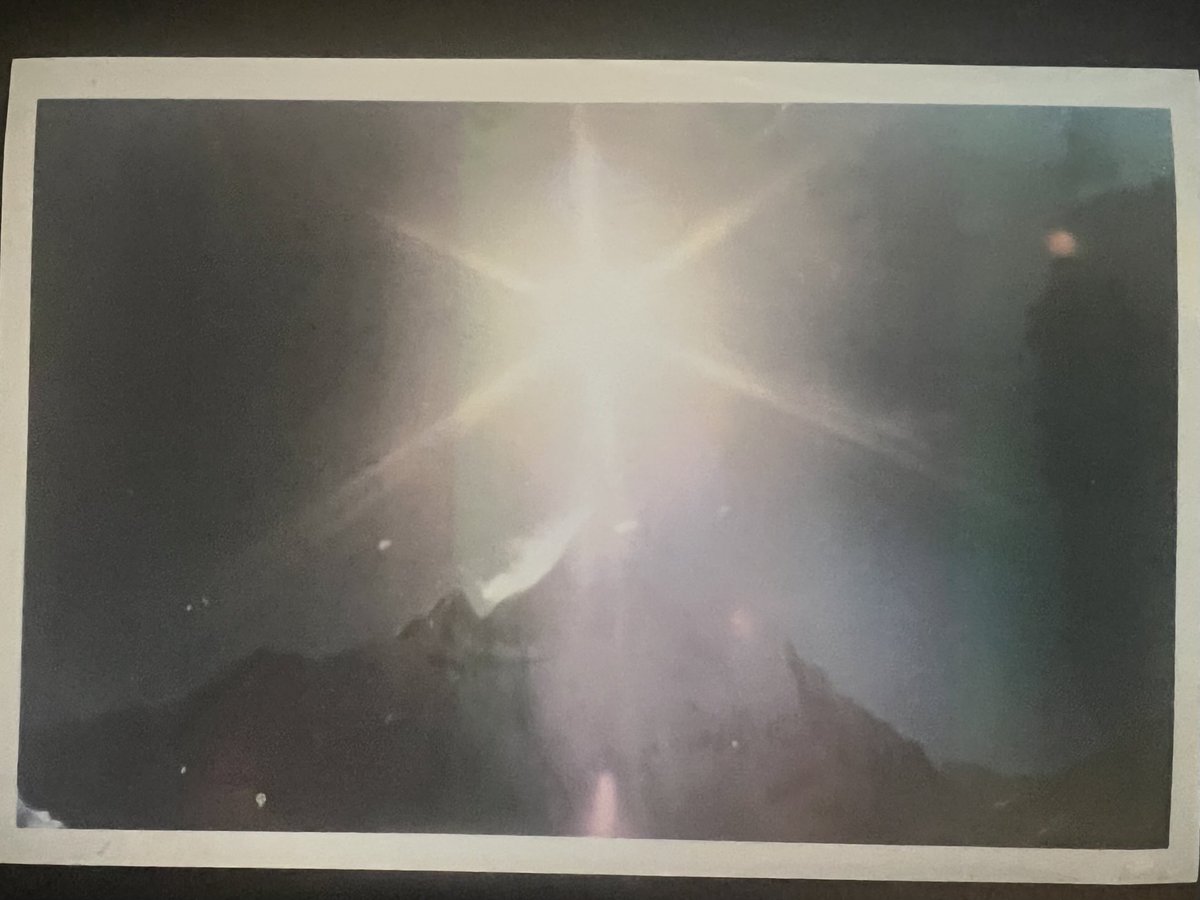 ZBVLE's tweet image. Fish tail mountain