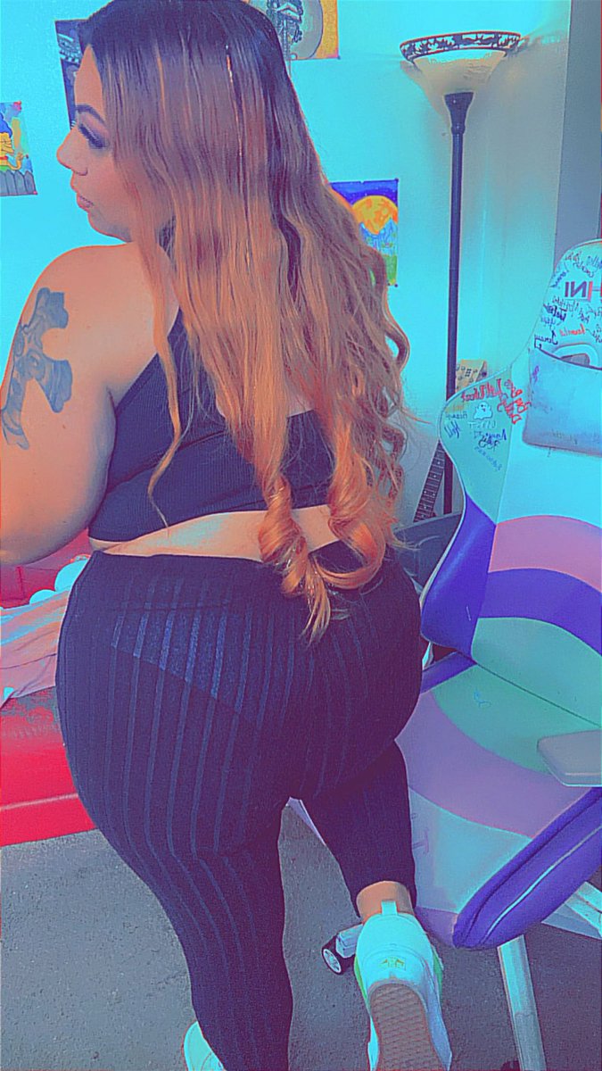 FlightBunni's tweet photo. What better than to spoil a girl like me 🫶🏽😘🔗 #SugarBabies #nsfw #ไรเดอร์เจอผี https://t.co/Iq5cA2Pc05