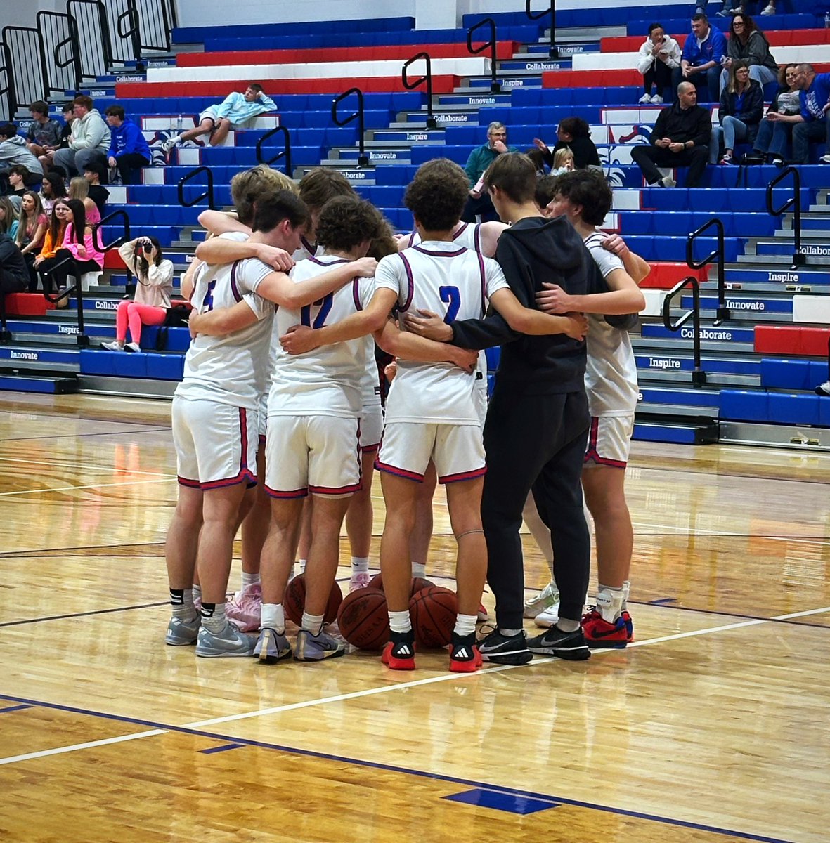 MHSMonarchsAD's tweet photo. 🏀 | Game time!

Monarchs are at home in a non-league matchup vs. Chillicothe!

#PTBM #BeTheBenchmark https://t.co/RKYGpwwNci