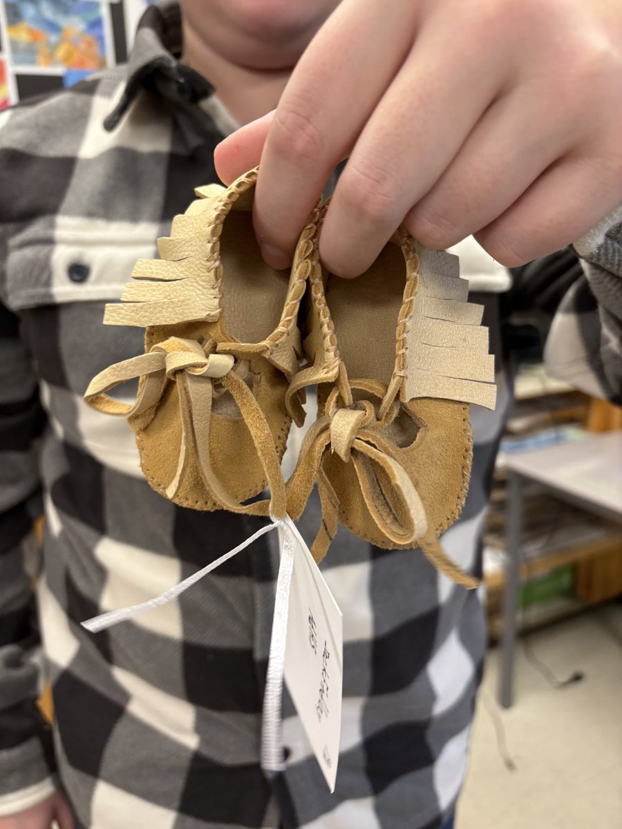 Some beautiful work <a href="/ArnpriorDHS/">Arnprior DHS</a> today. Last class for this semester and they rocked their moccs!  It’s been an amazing journey! Miigwetch!