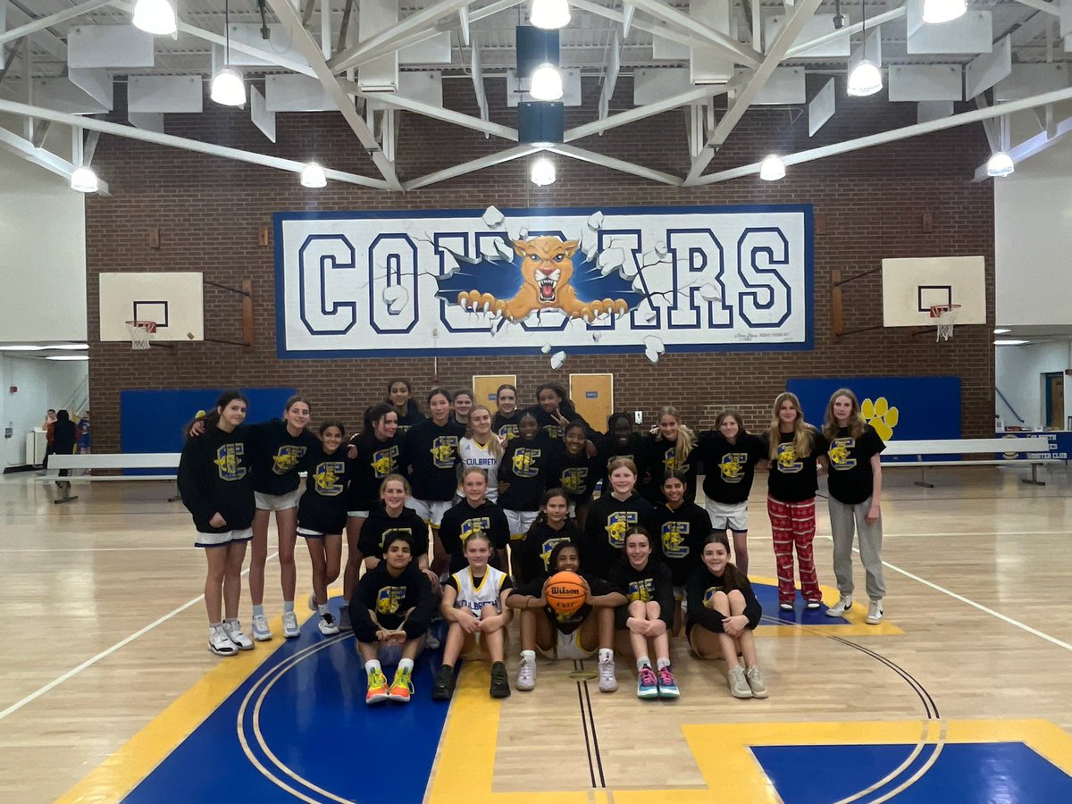 Big win tonight for the Cougars. Congrats ladies