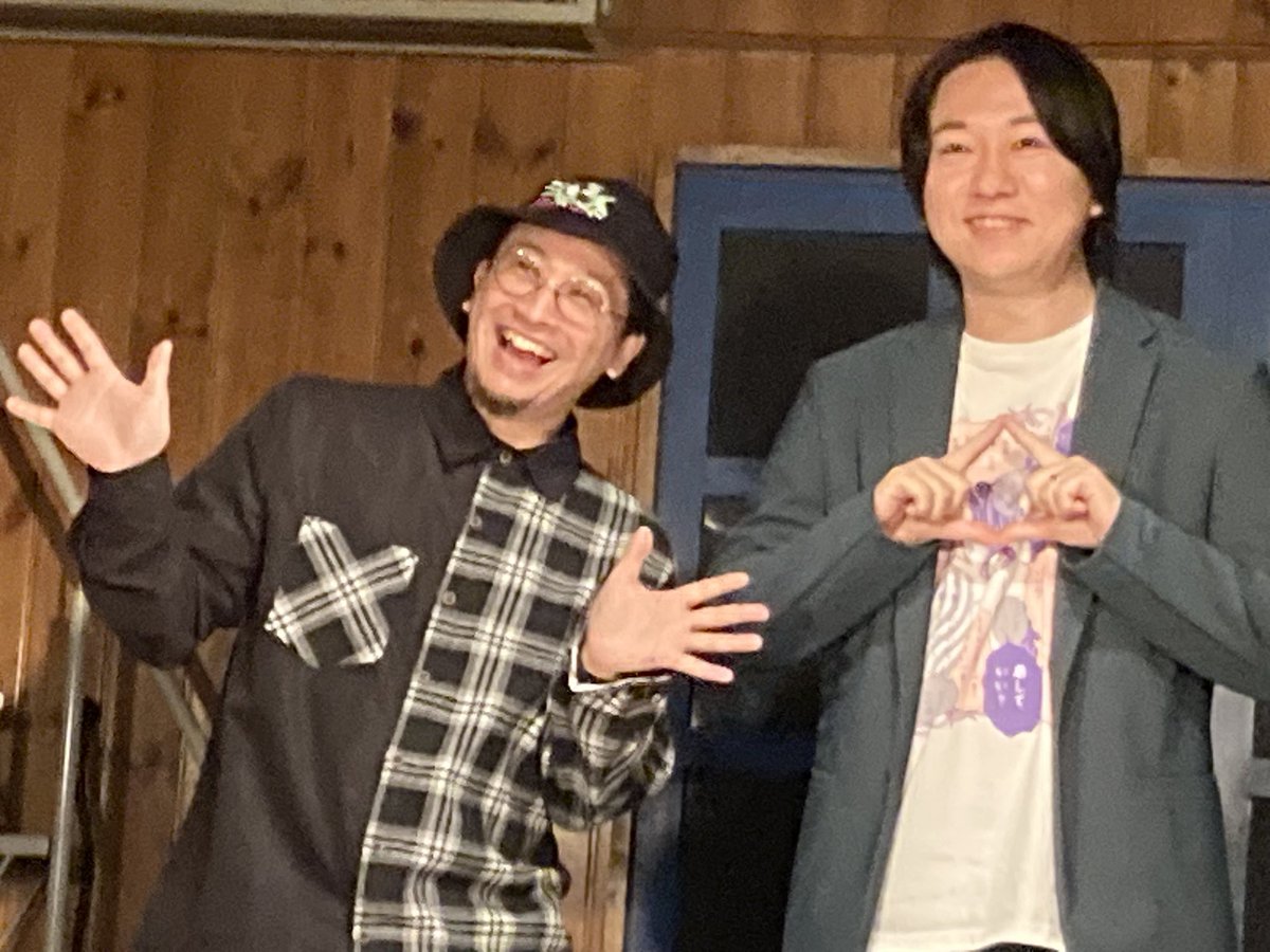 koyuki_ya's tweet photo. #都市ボーイズ 単独公演初参戦
『都市ボーイズTALK LIVE-GYM vol.11 in OSAKA』　#LoftPlusOne West
お2人の潜入調査の話ドキドキでした。
最初から最後まで前のめりで聴き入る内容と話術サイコーでした☺︎☺︎☺︎ https://t.co/Z4g3zoaMW6