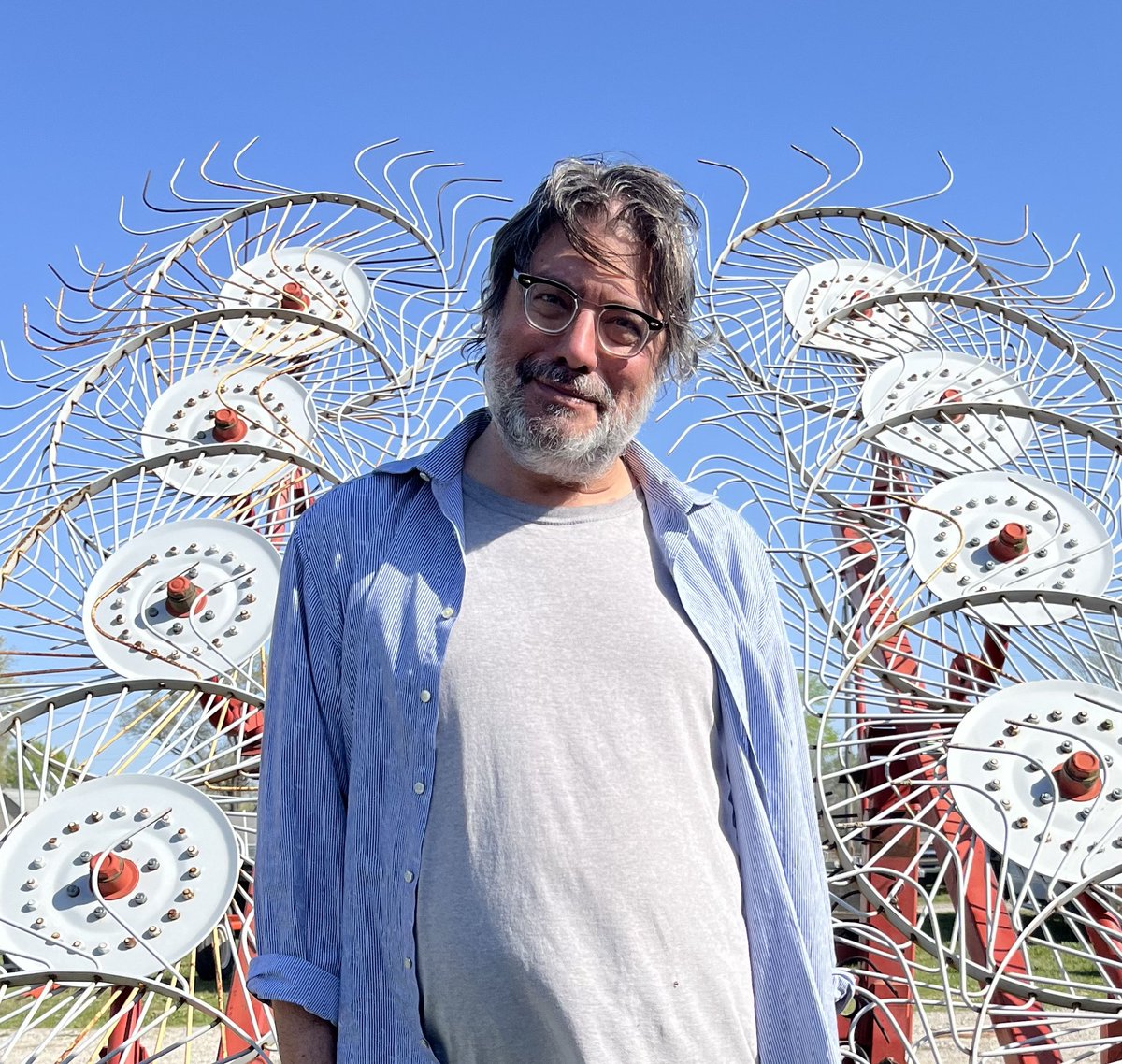 WONDERMENTAL is a book about how relocation and acclimating to unfamiliar settings affect one’s interaction with the world. It’s like taking a found text in nature and leaning it up against a hot dog stand. To purchase a copy…
pulleypress.com/wondermental