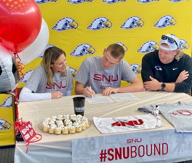 Olathe South Boys Soccer (@oshsboyssoccer) on Twitter photo Kaden Slaven signs with <a href="/SNUSoccer/">SNU Men's Soccer</a> <a href="/SNUAthletics/">SNU Athletics</a> to continue his playing career at the next level! Many great things to come for this Falcon! #BoltsUp⚡️
<a href="/ADMillerOS/">AD Miller</a>
<a href="/OS_BirdHouse/">OS Student Section</a> Kaden Slaven signs with <a href="/SNUSoccer/">SNU Men's Soccer</a> <a href="/SNUAthletics/">SNU Athletics</a> to continue his playing career at the next level! Many great things to come for this Falcon! #BoltsUp⚡️
<a href="/ADMillerOS/">AD Miller</a>
<a href="/OS_BirdHouse/">OS Student Section</a>