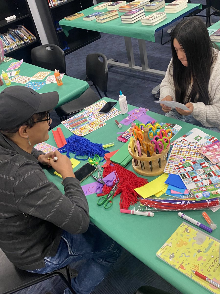 Isabel White (@isabelwhite) on Twitter photo BHS English Department Night celebrates Christmas π Cookies, Storytime, Poetry Open Mic, and Crafts π<a href="/rgandarilla99/">Rose Gandarilla</a> <a href="/BowieHS_EPISD/">Bowie High School EPISD</a> <a href="/BowieHSLibrary1/">Bowie High School Library</a> BHS English Department Night celebrates Christmas π Cookies, Storytime, Poetry Open Mic, and Crafts π<a href="/rgandarilla99/">Rose Gandarilla</a> <a href="/BowieHS_EPISD/">Bowie High School EPISD</a> <a href="/BowieHSLibrary1/">Bowie High School Library</a>
