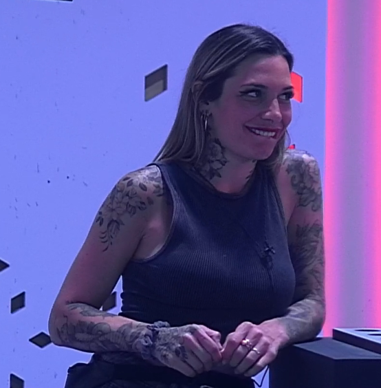 TronkOficial's tweet photo. SOPA ES LA NUEVA LIDER DE LA SEMANA

#GranHermano https://t.co/ogstmG3Cu5
