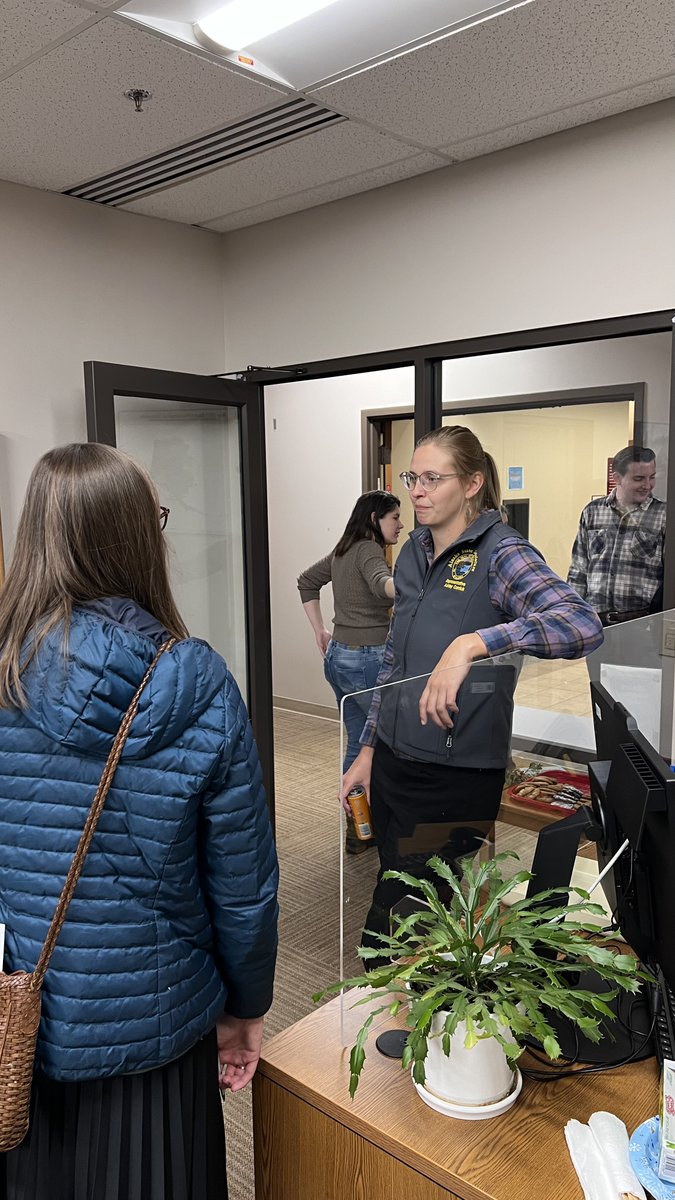 Thank you to everyone that came to the #interiordelegation open house yesterday 💙💛

It was great to connect with members of our community and discuss priorities for the upcoming legislative session. #akleg