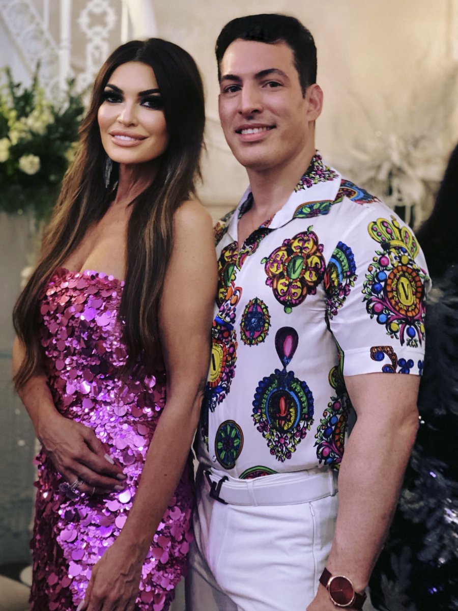 RealOscarLopez's tweet photo. Congratulations to my friend ⁦@kimguilfoyle�� on her nomination to serve as the next Ambassador to  Greece. So well deserved. Love you girl 😘 https://t.co/4eC2cgPog6