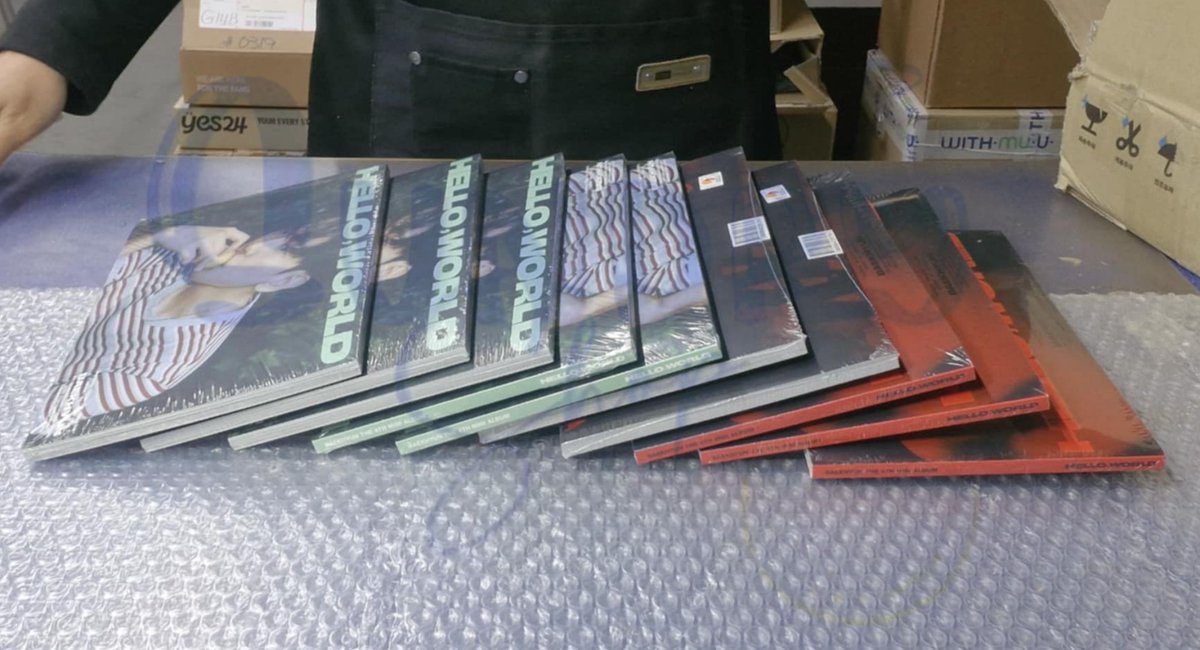 sundryshopph's tweet photo. #sdupdates - 12/11/2024
๐ KR Address Arrivals
- Baekhyun Hello, World Album Photobooks
- Chen Door Album Photobooks
- Chanyeol Black Out Album Photobooks
- Suho 1to3 Album (Tape Ver.)
P.S. All albums are still available. DM to avail! ๐ https://t.co/eOGMEujMUy