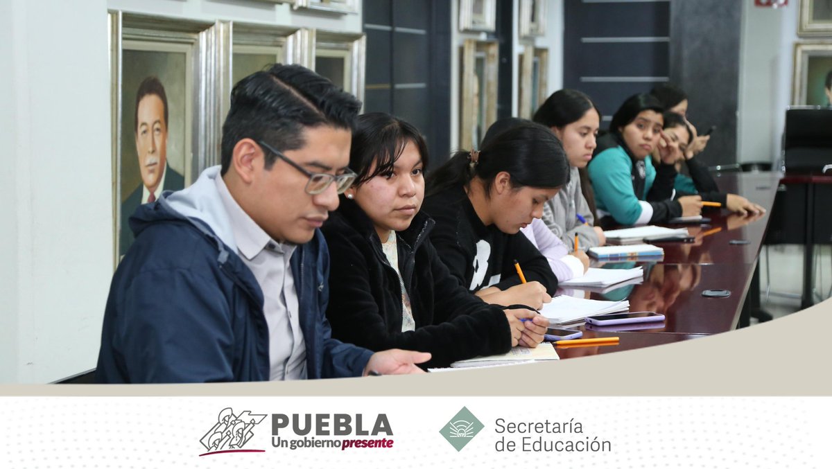 En su oportunidad, el secretario de Educación, <a href="/EstefanChidiac/">JorgeEstefanChidiac</a> destacó que, el #GobiernoPresente que encabeza el mandatario <a href="/SergioSalomonC/">Sergio Salomón</a>, a través de la dependencia, trabaja para atender las necesidades educativas de la institución, y fortalecer la formación de las alumnas.